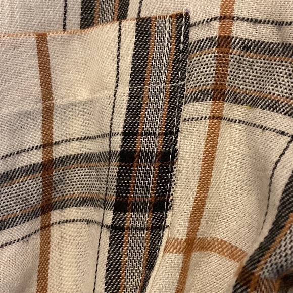 𝅺plaid dress with tie in front and snap closure - Picture 9 of 10